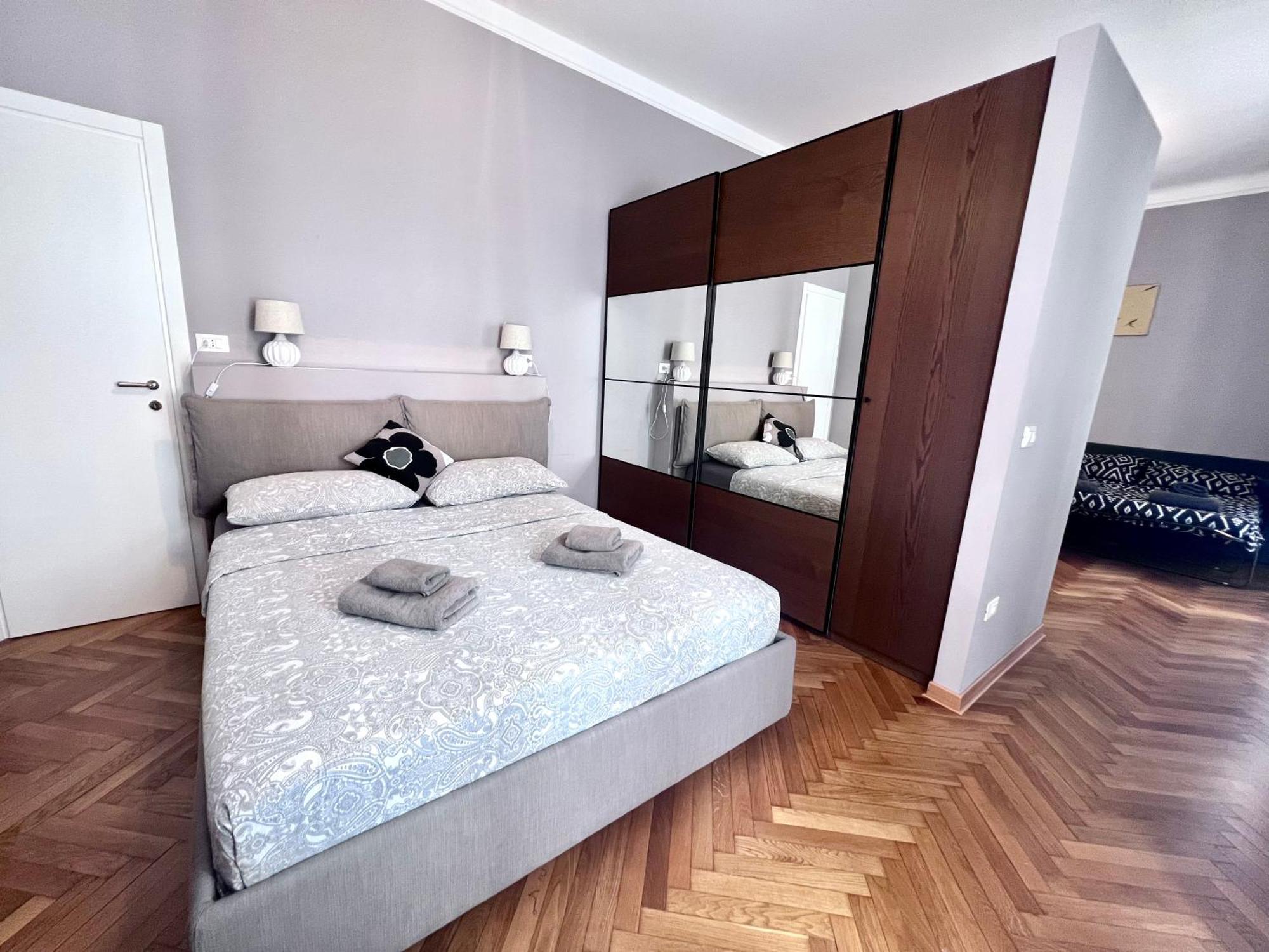 Residence Montanelli Triest Zewnętrze zdjęcie